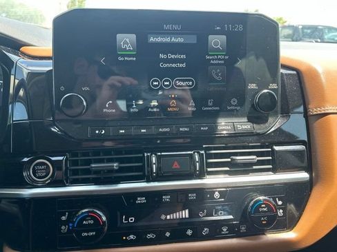 Used 2022 Nissan Pathfinder Platinum w/ Lighting Package (N93) AWD/4WD image 32