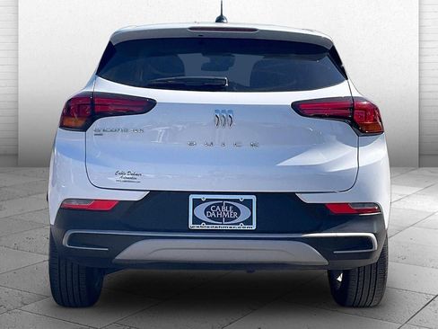Used 2025 Buick Encore GX Preferred AWD/4WD image 3