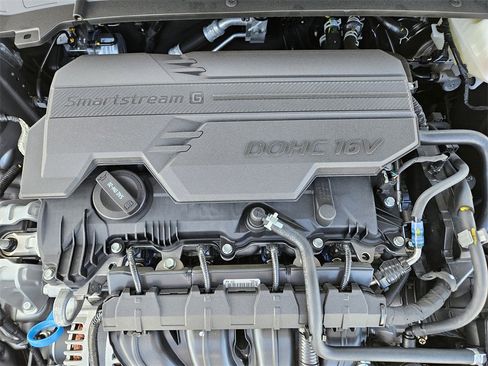 New 2025 Kia K4 GT-Line image 21