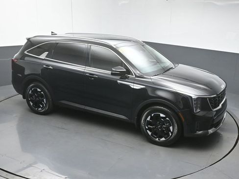 Used 2025 Kia Sorento S w/ Panoramic Sunroof Package FWD image 48