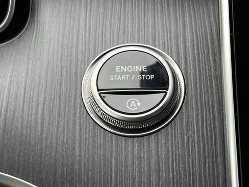 Used 2026 Mercedes-Benz C 300 4MATIC Sedan image 31