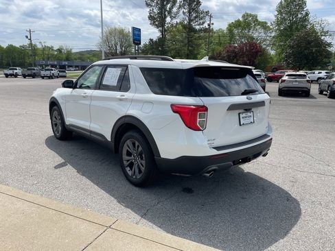 Used 2021 Ford Explorer XLT w/ Equipment Group 202A image 51