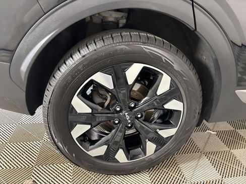 Used 2023 Kia Sportage X-Line w/ X-Line Premium Package image 32