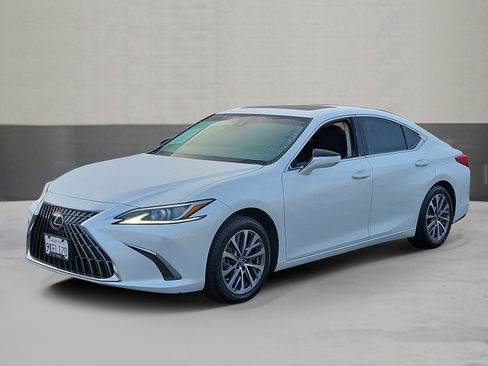 Used 2024 Lexus ES 350 w/ Accessory Package (Z1) image 1