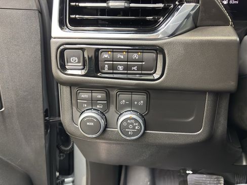 New 2026 GMC Yukon XL Elevation w/ LPO, Floor Liner Package image 28