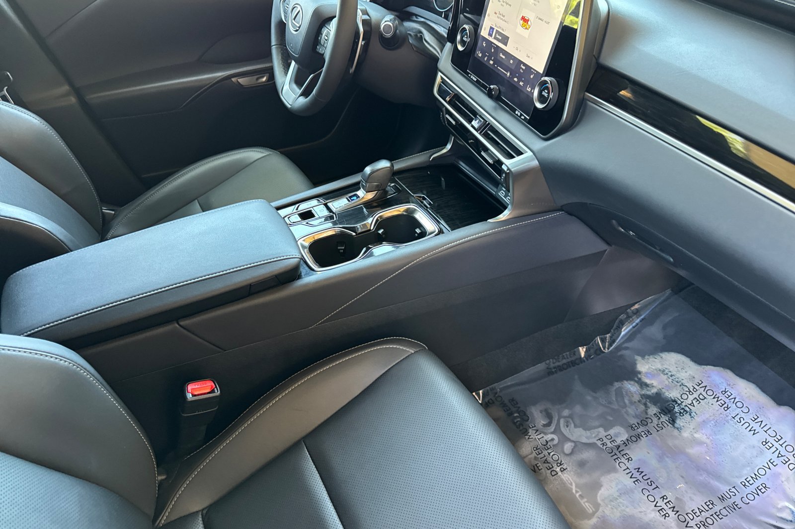 Used 2024 Lexus RX 350 FWD w/ Technology Package image 19