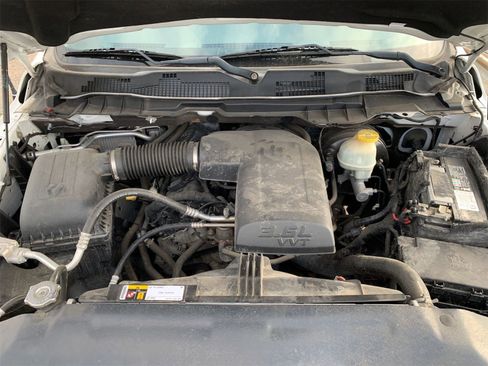 Used 2017 RAM 1500 Express image 15