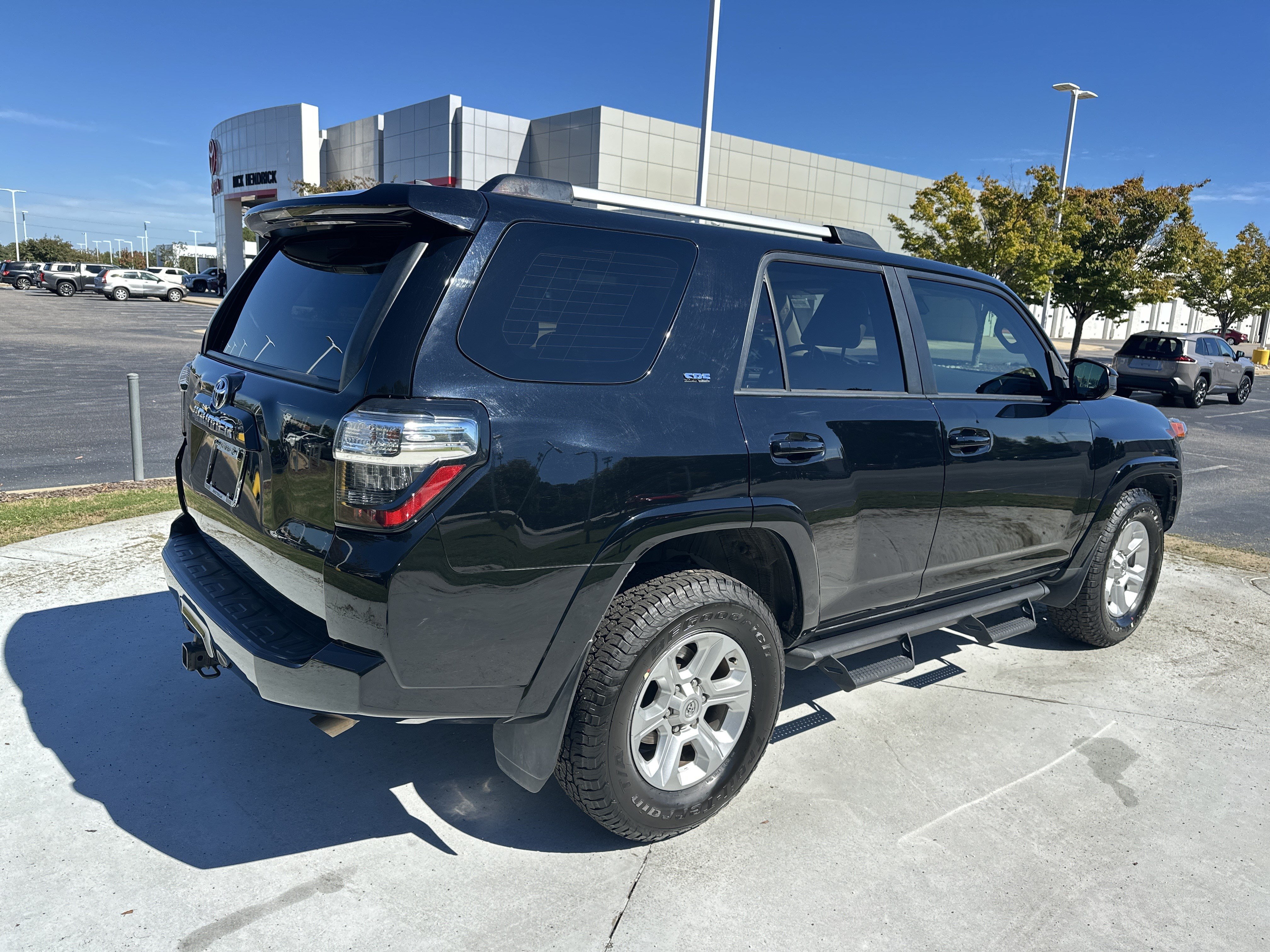 Used 2022 Toyota 4Runner SR5 RWD image 10