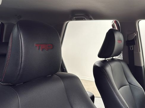 Used 2022 Toyota 4Runner TRD Off-Road Premium image 19