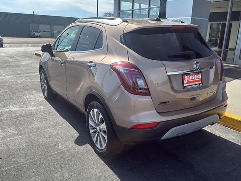 Used 2019 Buick Encore Preferred AWD/4WD image 2