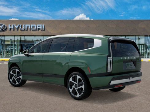 New 2026 Hyundai Ioniq 9 Calligraphy image 5