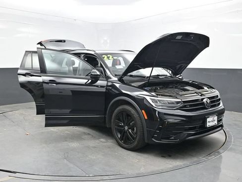 Used 2022 Volkswagen Tiguan SE R-Line AWD/4WD image 33