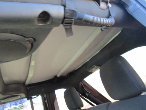 Used 2011 Jeep Wrangler Unlimited Sahara w/ Trailer Tow Group image 86