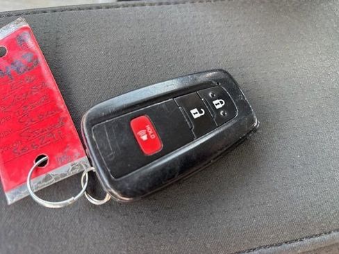 Used 2016 Toyota Prius Two image 47