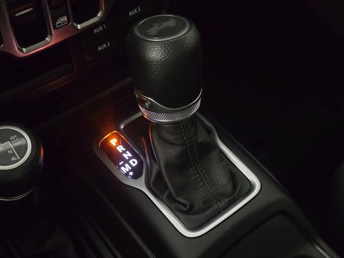 Used 2023 Jeep Wrangler Unlimited w/ Cold Weather Group AWD/4WD image 27