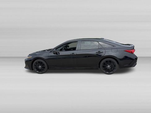 Used 2022 Toyota Avalon XSE FWD image 7