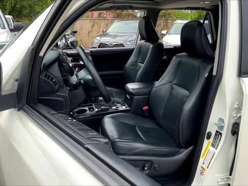 Used 2019 Toyota 4Runner Limited image 7
