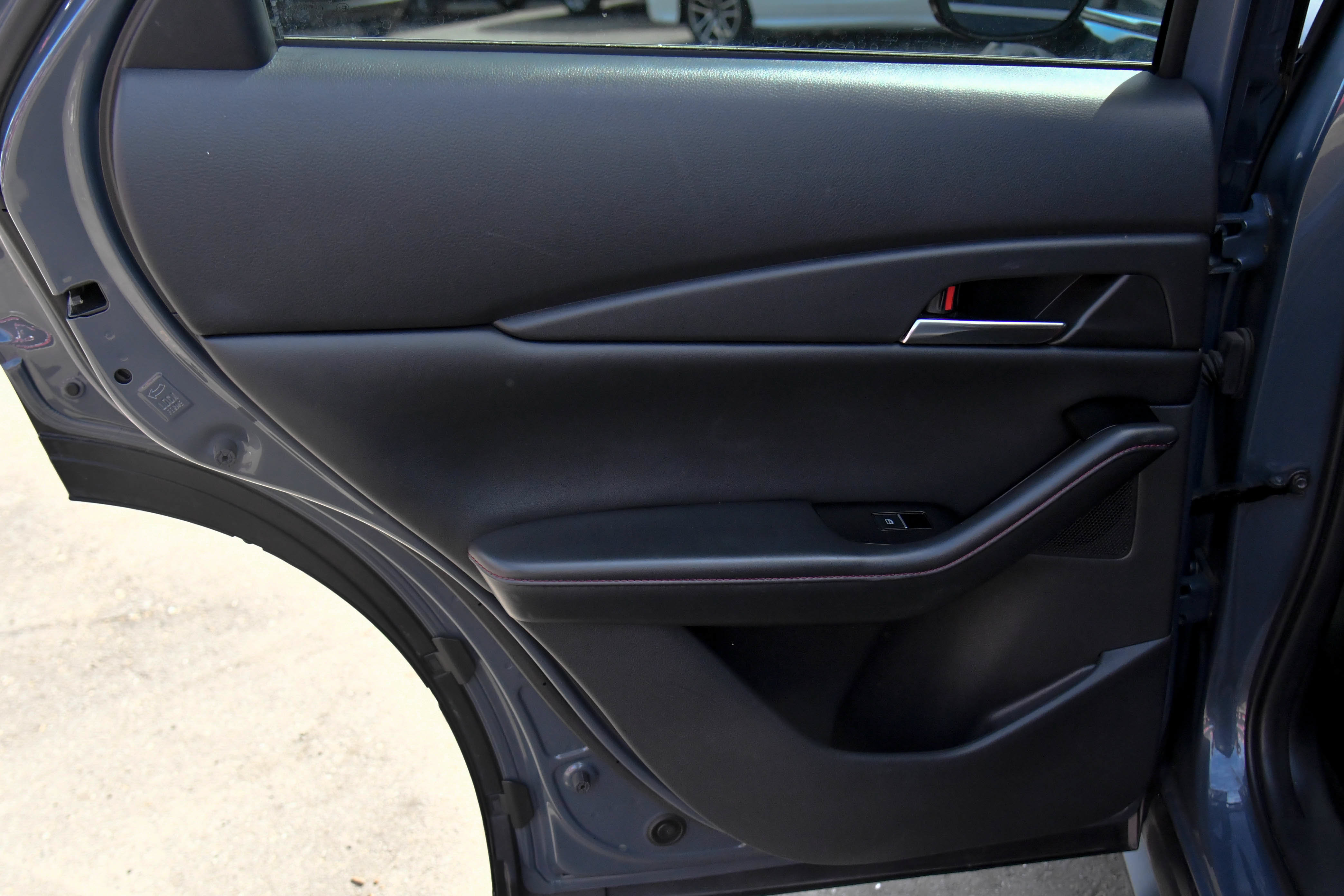 Used 2025 MAZDA CX-30 AWD 2.5 S w/ Preferred Package image 35