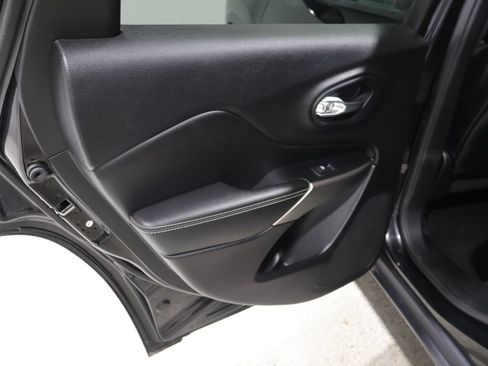 Used 2021 Jeep Cherokee Latitude Lux 80th Anniv w/ Quick Order Package 26U 80TH AWD/4WD image 18