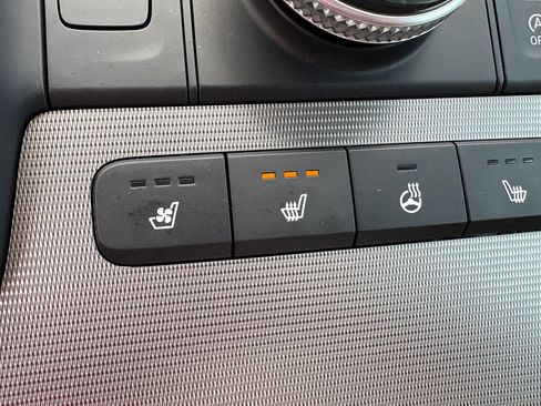 Used 2025 Hyundai Palisade Calligraphy FWD image 14