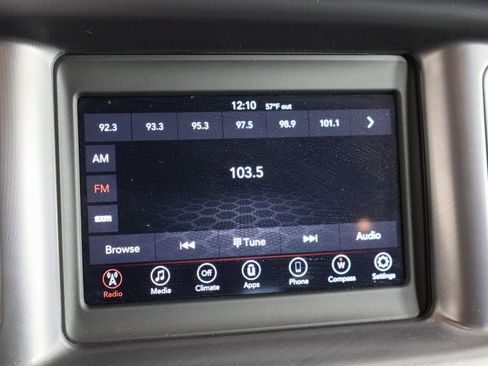 Used 2020 Dodge Charger SXT image 24