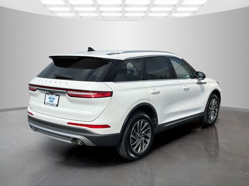 Used 2020 Lincoln Corsair FWD w/ Equipment Group 101A image 4