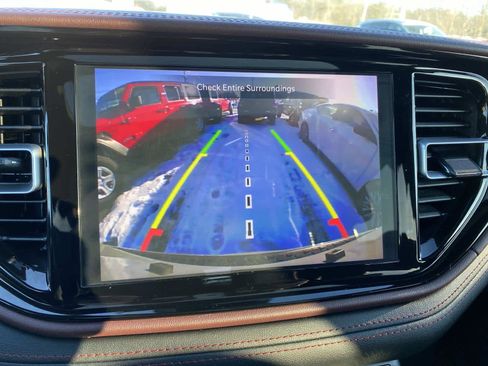 Certified 2023 Dodge Durango Citadel image 12