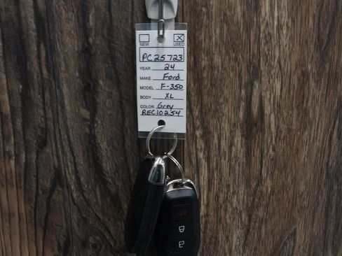 Used 2024 Ford F350 XL image 12