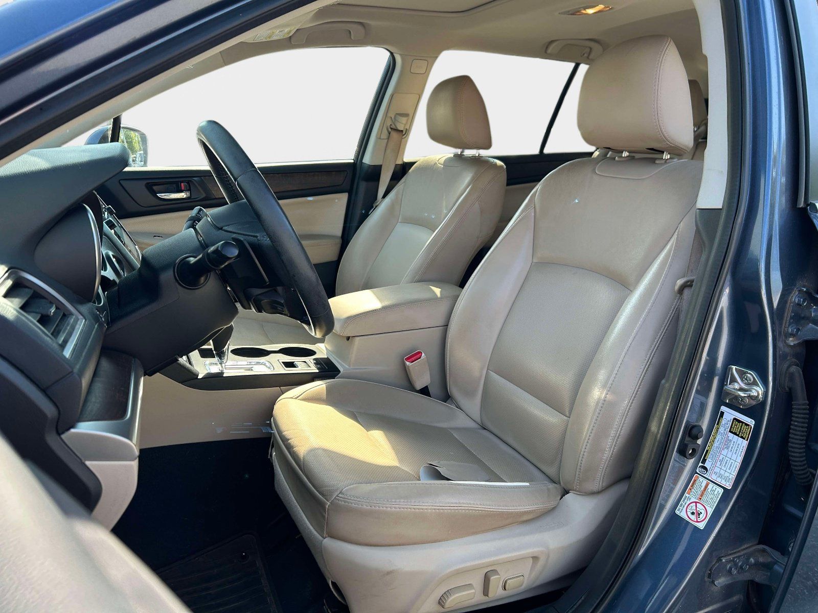 Used 2017 Subaru Outback 2.5i Limited AWD/4WD image 13