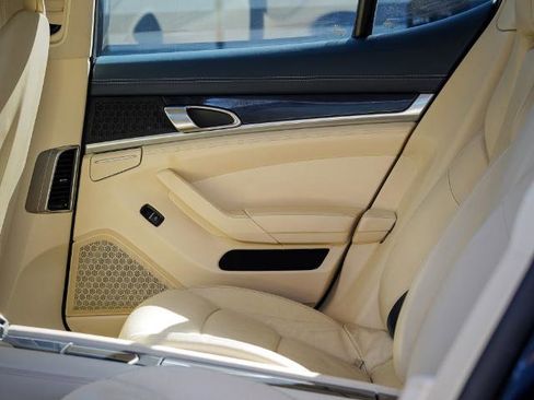 Used 2012 Porsche Panamera S RWD image 20