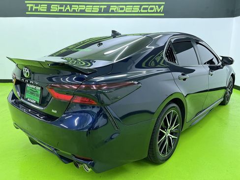 Used 2021 Toyota Camry SE FWD image 10