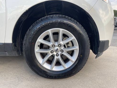 Used 2013 Ford Edge SE FWD image 25