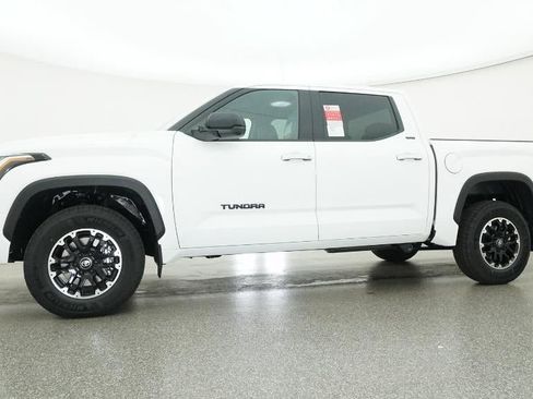 New 2026 Toyota Tundra SR5 AWD/4WD image 18