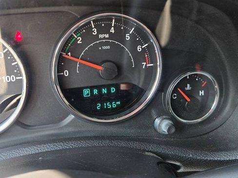 Used 2018 Jeep Wrangler Unlimited Sport S AWD/4WD image 13