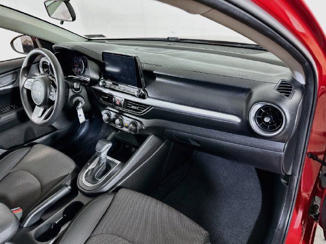 Used 2023 Kia Forte LXS w/ LXS Technology Package FWD image 10