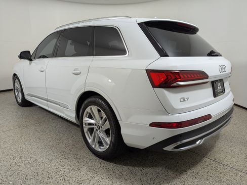 Certified 2023 Audi Q7 3.0T Prestige image 5