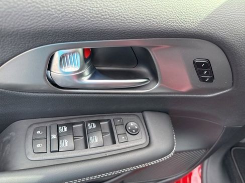 New 2026 Chrysler Pacifica Select image 22