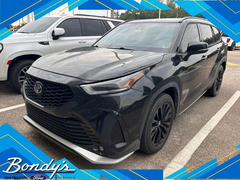 Used 2023 Toyota Highlander XSE FWD image 1