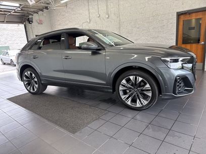 New 2025 Audi Q8 Premium Plus