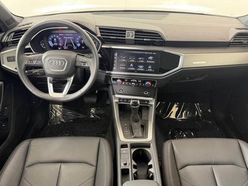 Used 2025 Audi Q3 2.0T Premium w/ Convenience Package AWD/4WD image 25