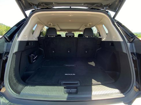Used 2023 Nissan Rogue Platinum w/ Platinum Premium Package AWD/4WD image 14