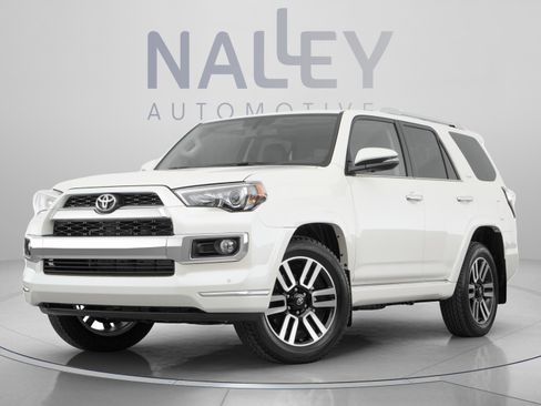 Used 2020 Toyota 4Runner SR5 Premium w/ Moonroof Package AWD/4WD image 1