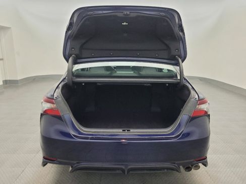 Used 2021 Toyota Camry SE image 29