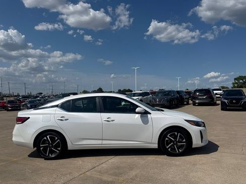 Certified 2024 Nissan Sentra SV FWD image 24