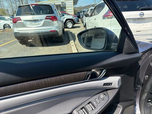 Used 2018 Honda Accord EX-L image 16