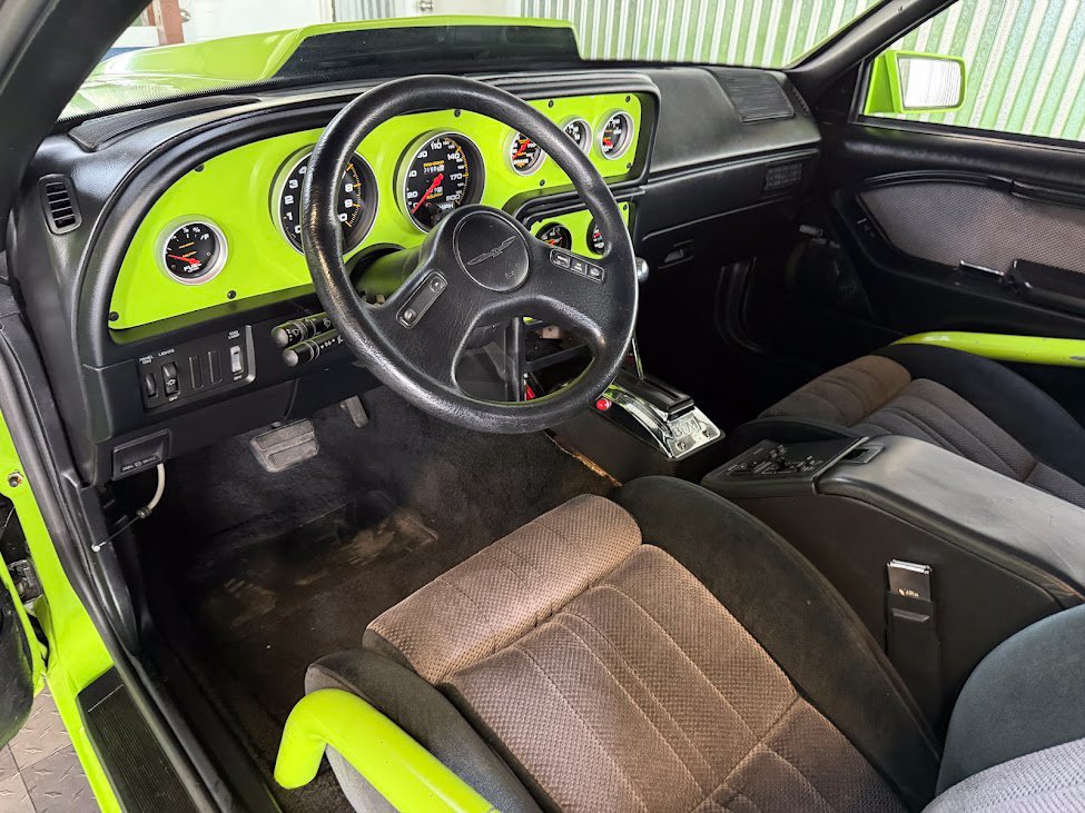 Used 1987 Ford Thunderbird RWD image 10