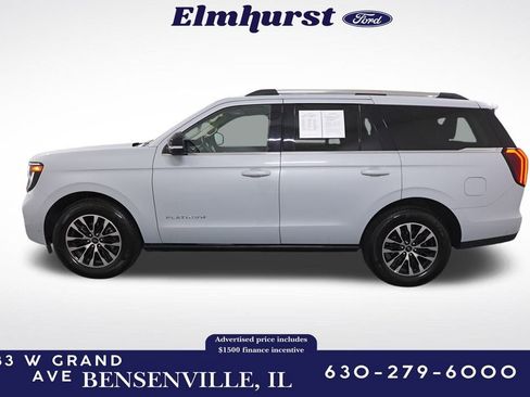 Used 2025 Ford Expedition Platinum image 2