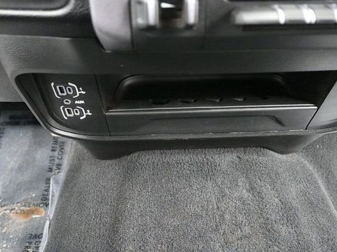 Used 2023 RAM 2500 Big Horn w/ Level 1 Equipment Group image 16