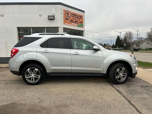 Used 2016 Chevrolet Equinox LTZ image 3