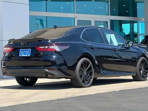 Used 2023 Toyota Camry LE FWD image 4